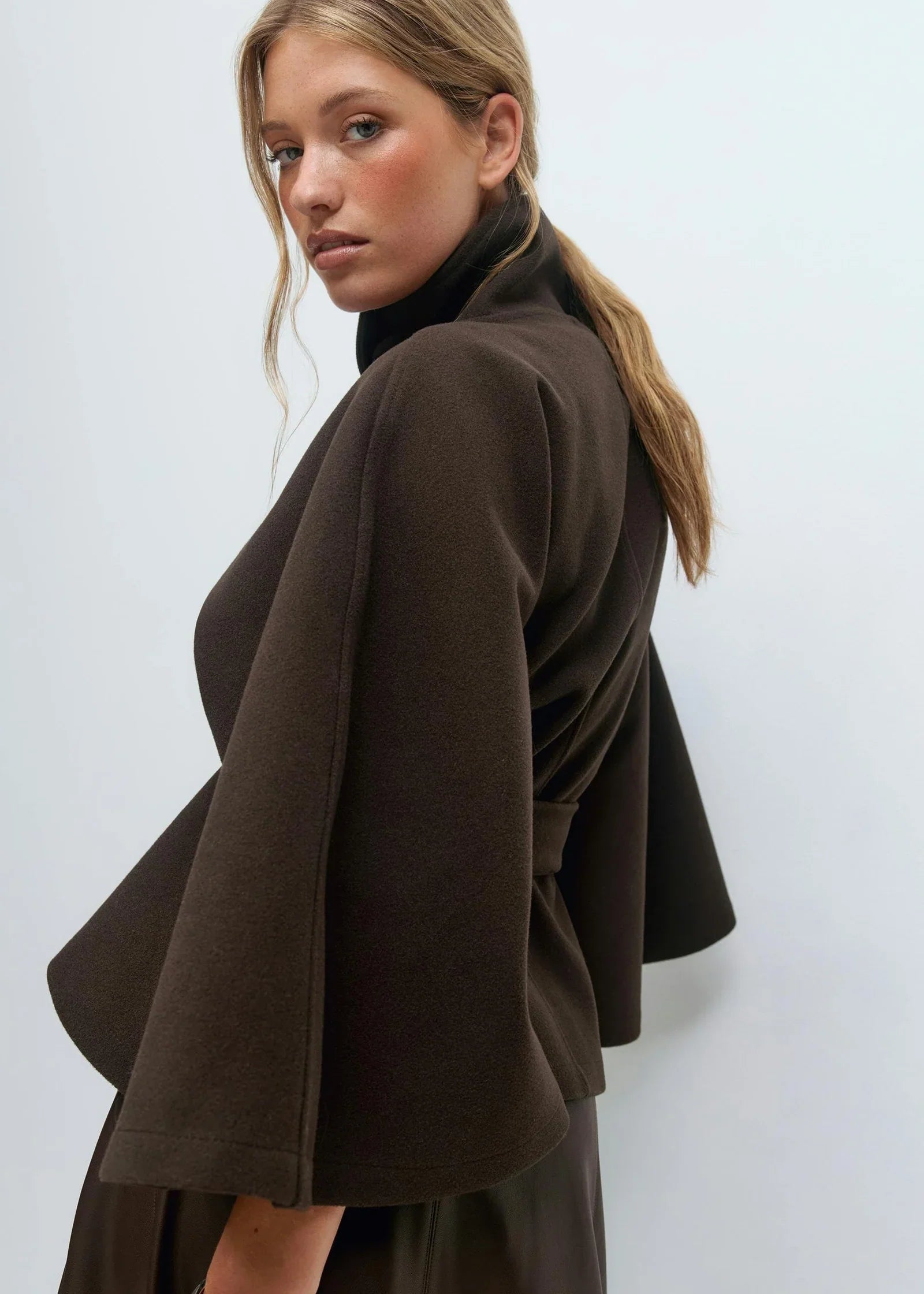 Lyria Coat